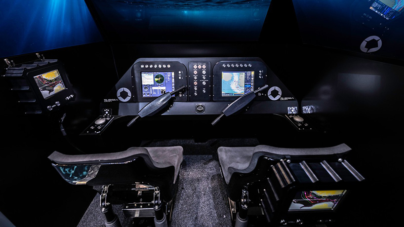 VICTA by SubSea craft transforms from speedboat to submarine in two minutes