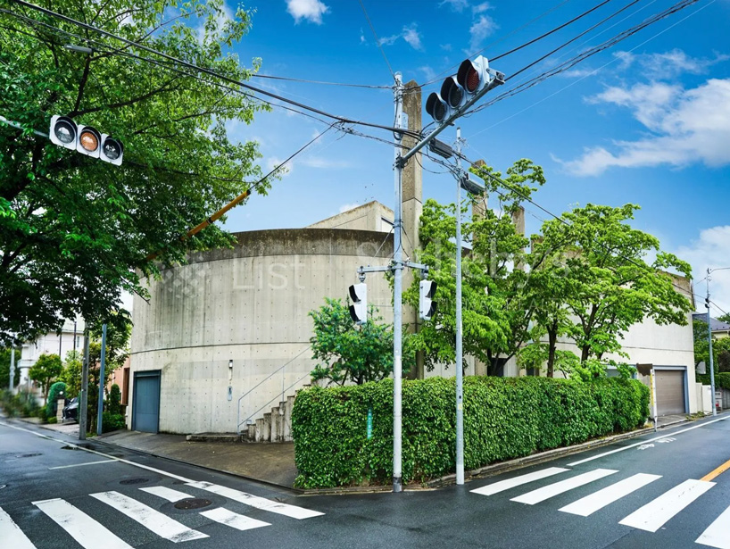 tadao ando-designat hus i setagaya, tokyo, träffar marknadslistan sotheby 's international realty