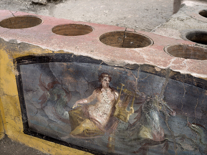 Archaeologists Unearth Well-preserved Ancient Snack Bar In Pompeii