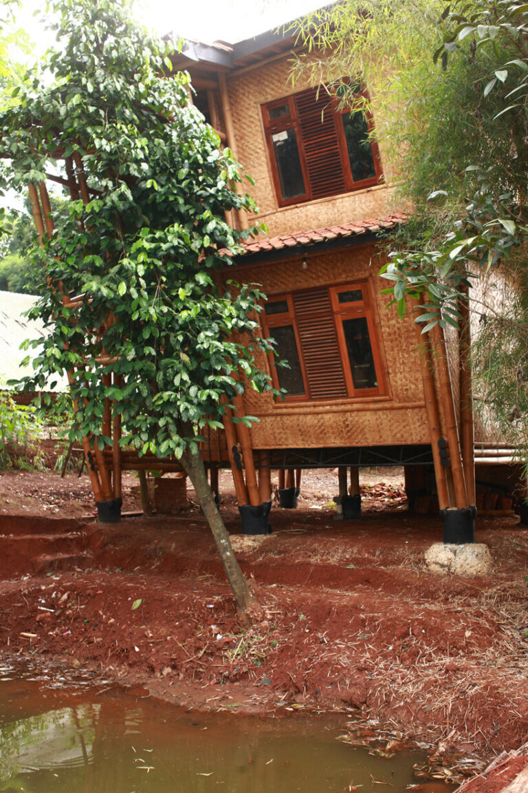 bambuso.id builds the 'bamboo garden house' on stilts in parung, indonesia