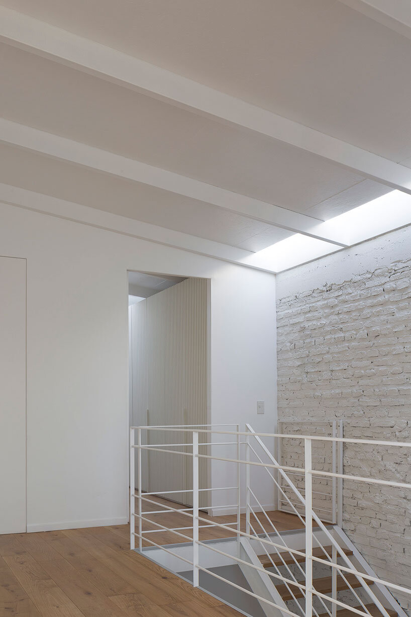 lightweight rib envelope clads patio in buenos aires residence by BHY arquitectos