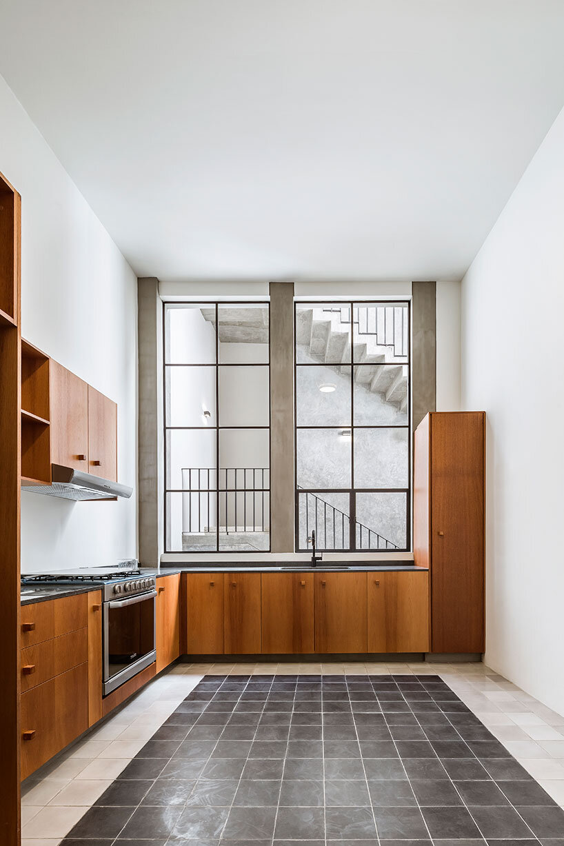 diagrama restores historical residential building with central patio in mexico