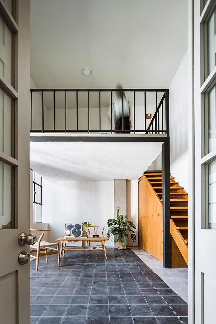 diagrama restores historical residential building with central patio in mexico