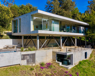 heusch inc. uses steel columns to elevate oak pass residence in beverly hills
