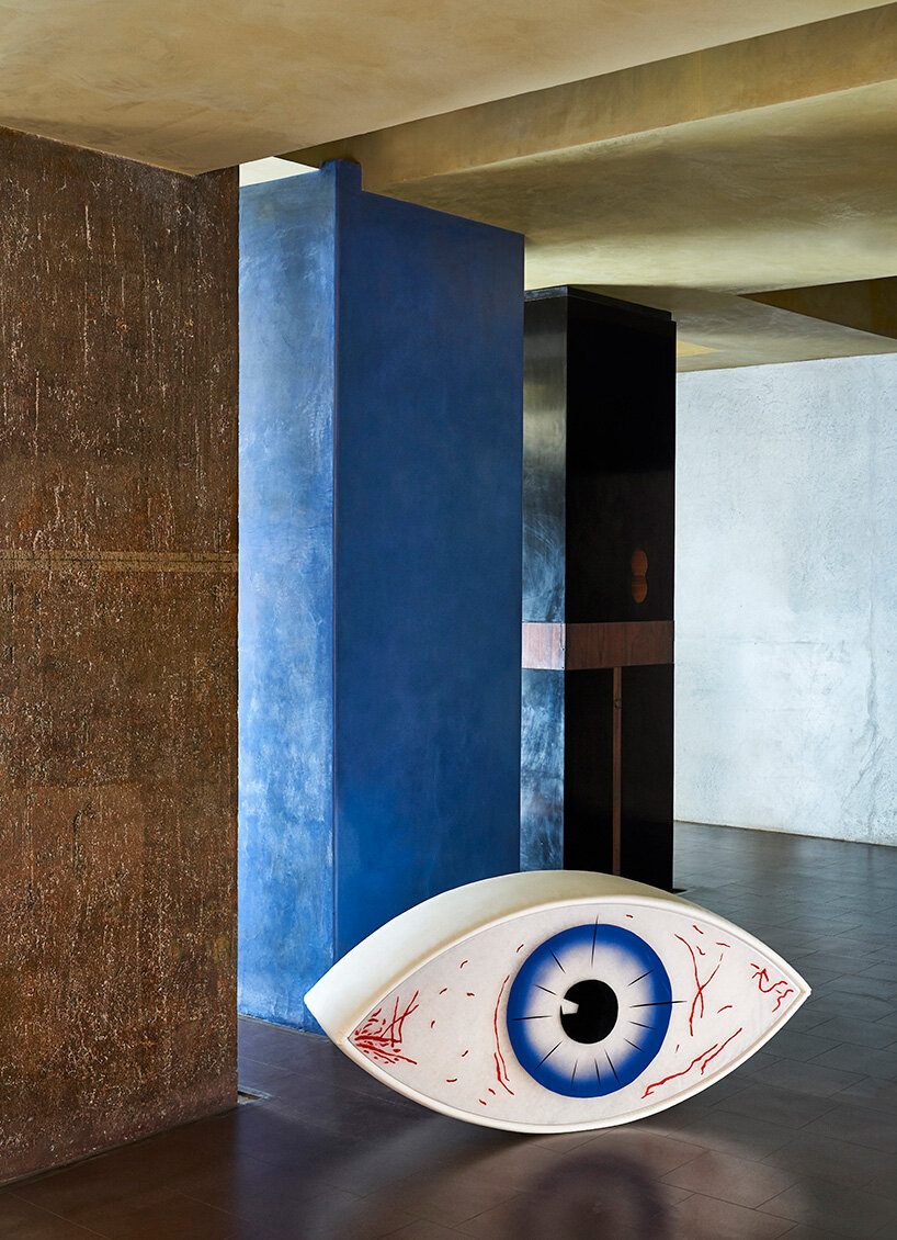 paradisoterrestre unveils a re-edit of le témoin by man ray