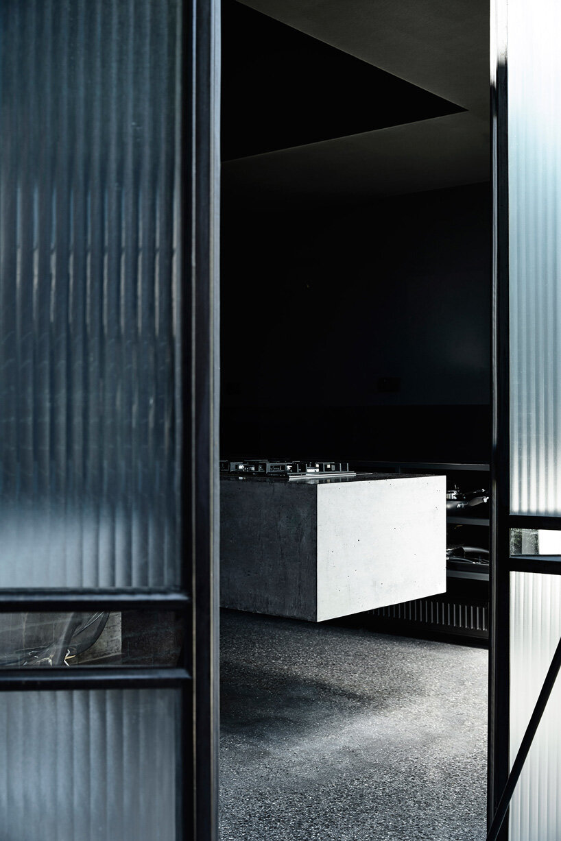 robert simeoni architects inserts pleated glass windows to powell street house in australia