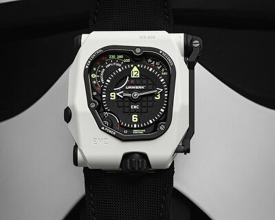 URWERK takes stormtrooper cues to form the EMC timehunter watch