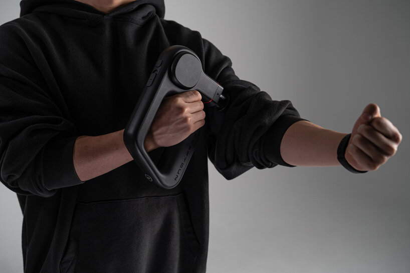 Acasso Designs A Powerful Deep Tissue Massage Gun For Kraftgun