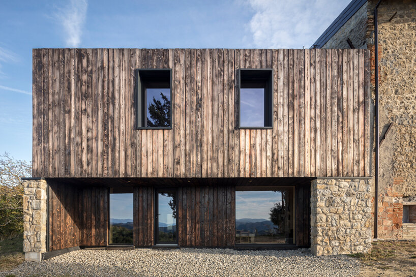 ciclostile architettura renovates an old farmhouse in bologna, italy designboom