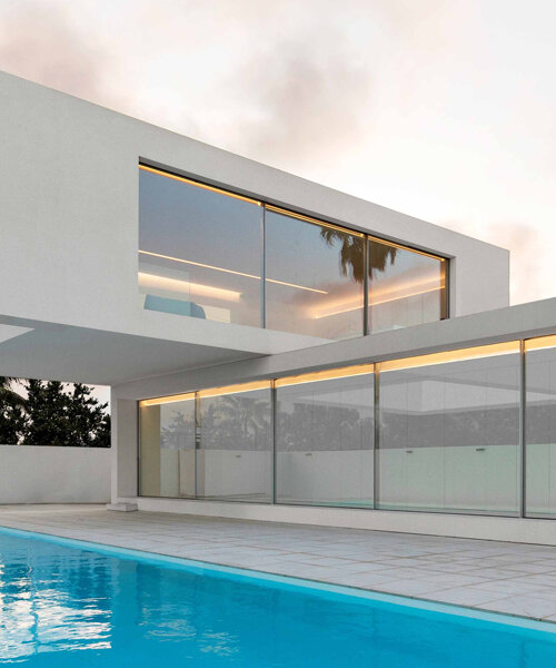 fran silvestre arquitectos stacks cantilevering volumes with its 'house of sand'
