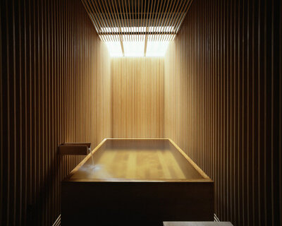 kengo kuma renovates 'ginzan onsen fujiya', an 100-year-old hot spring hotel in japan