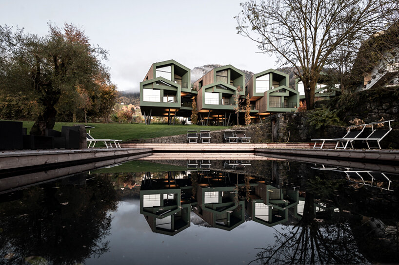 noa* floris hotel