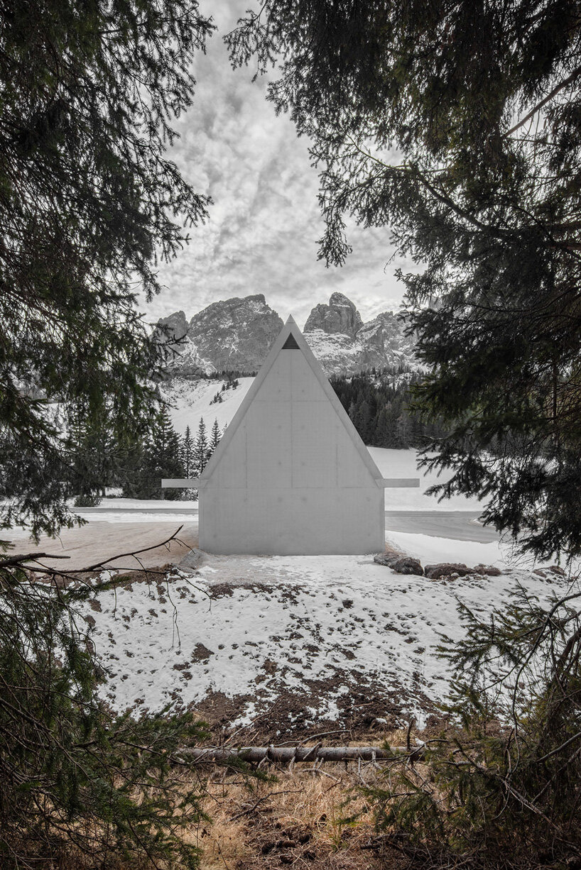 pedevilla + willeit architektur shape service building like a mountain peak in the dolomites