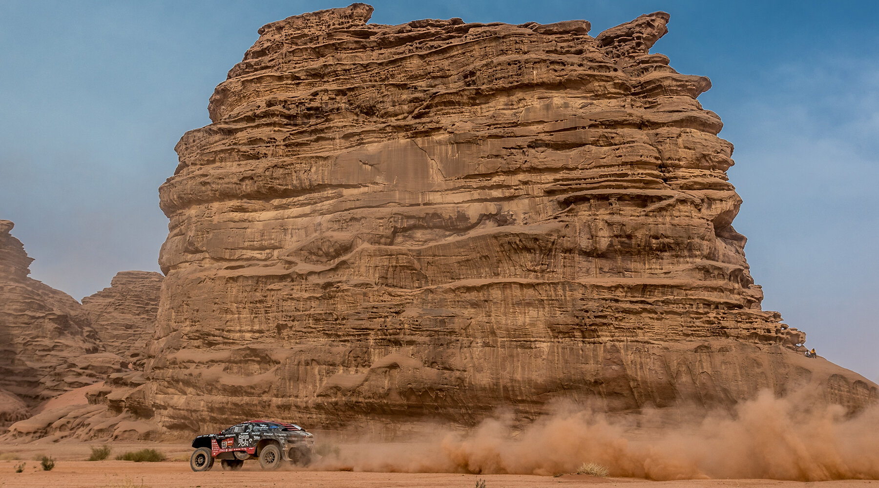 rebellion-timepieces-dakar-rally-2021-adventure-designboom07