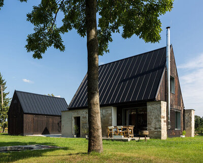 tri.štrnásť architekti transforms barn into family house in the czech republic