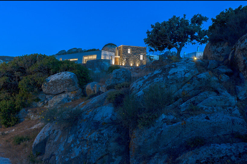 aristides dallas architects sets three-volume house between the rocks of tinos island