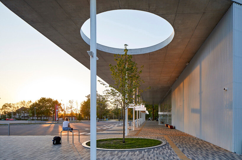 balčytis studija tops vilkaviškis bus station in lithuania with undulating concrete roof