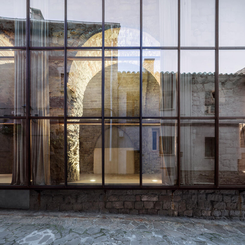 carles enrich transforms santa eulàlia church into performing arts center
