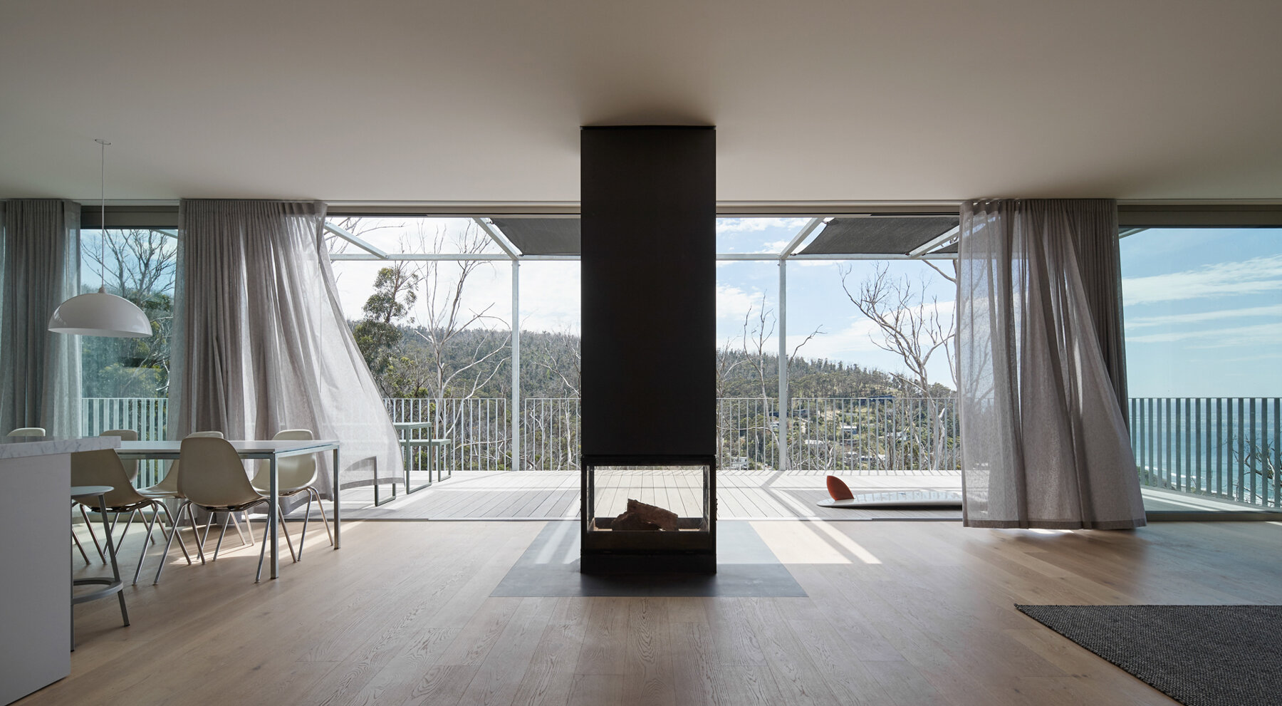 chris-connell-design-cumulus-house-australia-designboom-1800-1