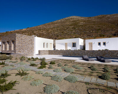 G&A evripiotis perches the clustered volumes of its 'AS house' along paros island