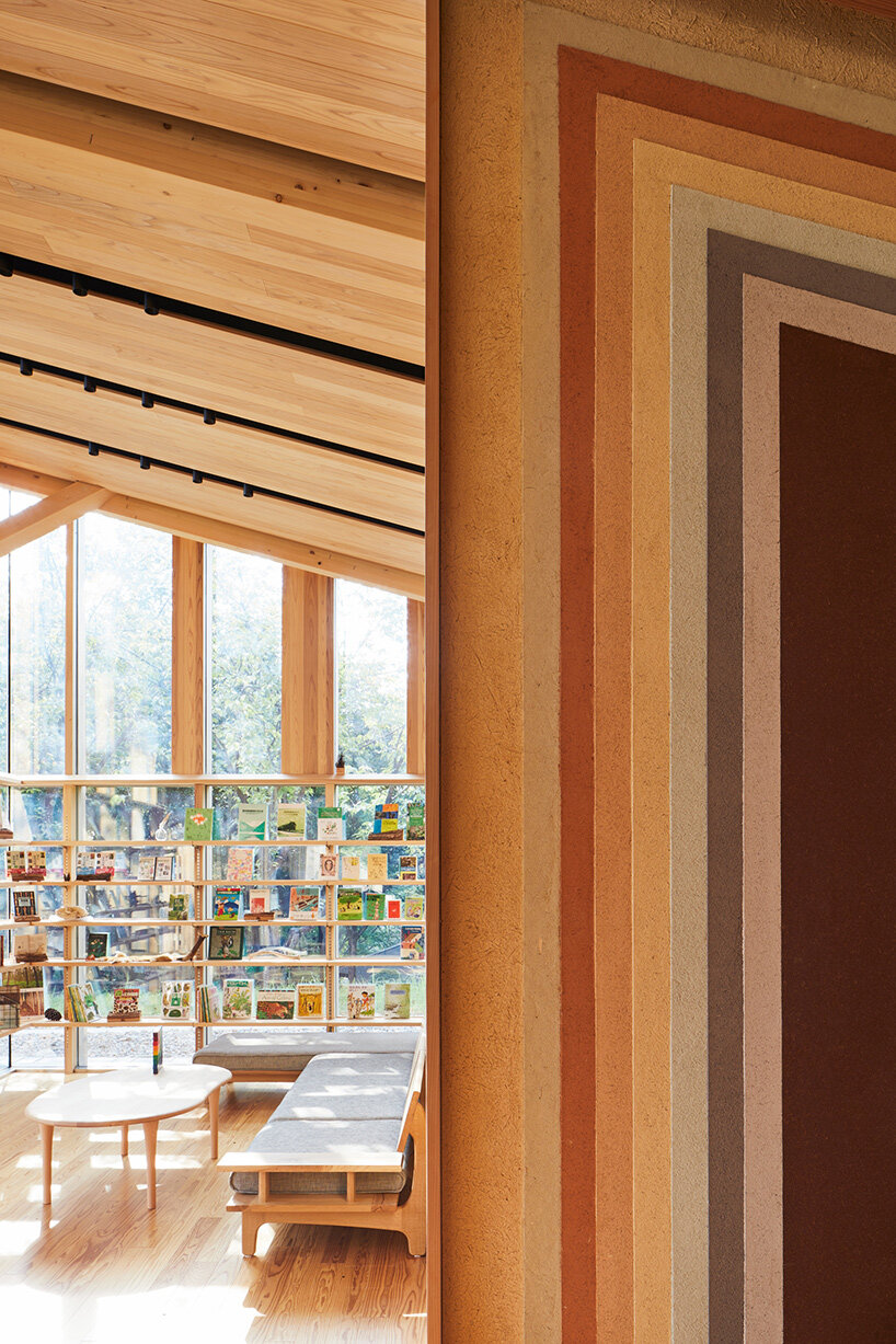 kengo kuma and associates completes 'morinos', a forest educational center in gifu