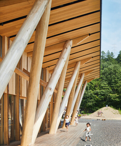 kengo kuma and associates completes 'morinos', a forest educational center in gifu