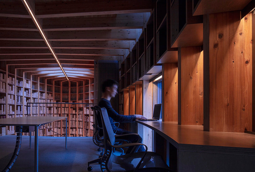 KATORI exhibits timber material samples with is maruhon office & showroom in fukuoka