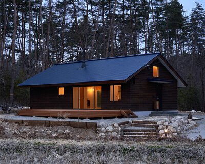 MoY architects completes a family home in the foothills of azumino, japan