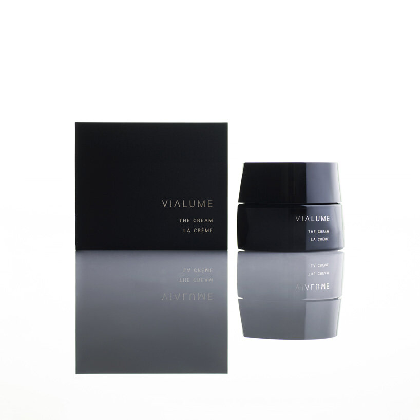 tokujin yoshioka designs sculptural deep black packaging for SUQQU's skincare collection