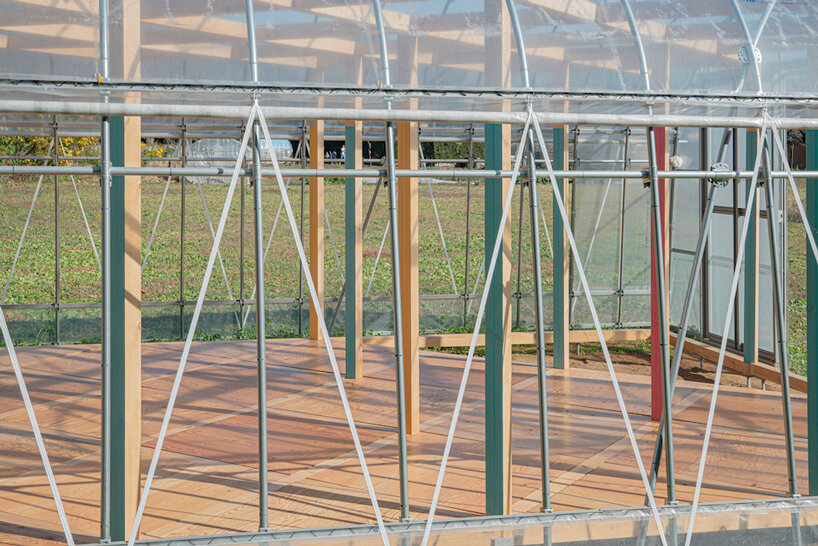 UENOA architects builds a transparent multipurpose space for a farmer in japan