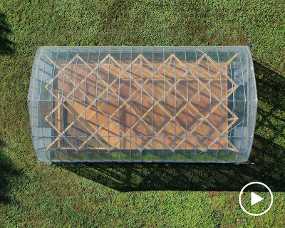 UENOA architects builds a transparent multipurpose space for a farmer in japan