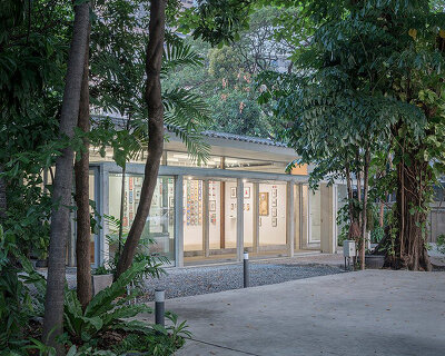 bangkok tokyo architecture transforms 30-year-old thai family home into small art gallery