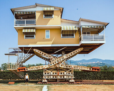 this 'flying house' in italy used to follow the sun