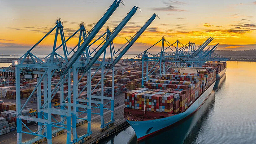 maersk launches world's first carbon-neutral container ship, expected to sail in 2023