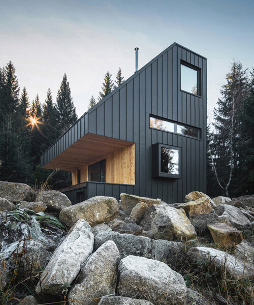 NEW HOW completes its weekend house nové hamry as a lookout tower in the mountains
