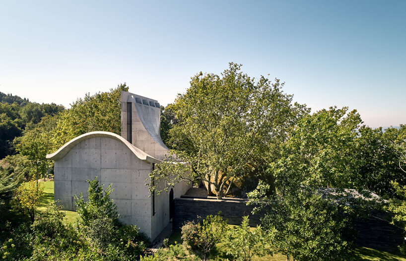 nicholas burns chapel