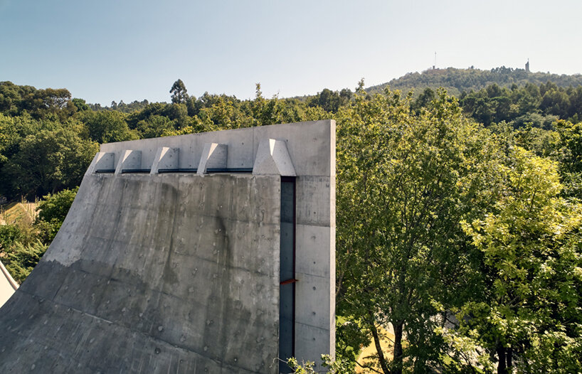 nicholas burns chapel