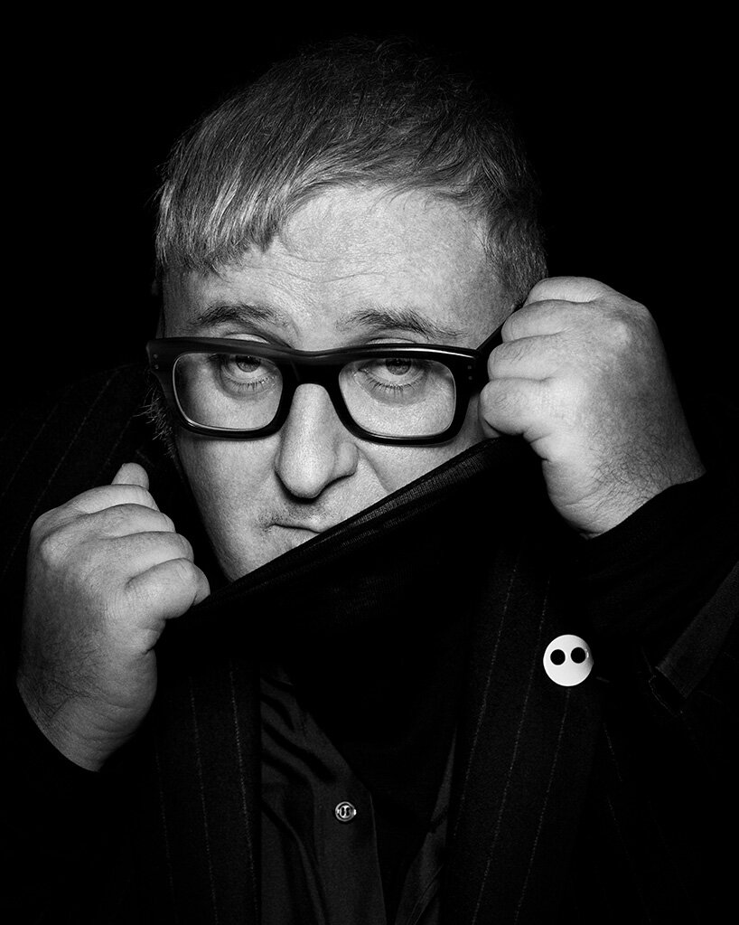 fashion designer alber elbaz dies aged 59 in paris