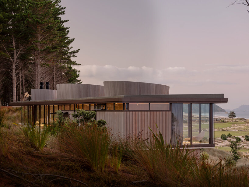 cheshire architects completes 'fielding house' in new zealand