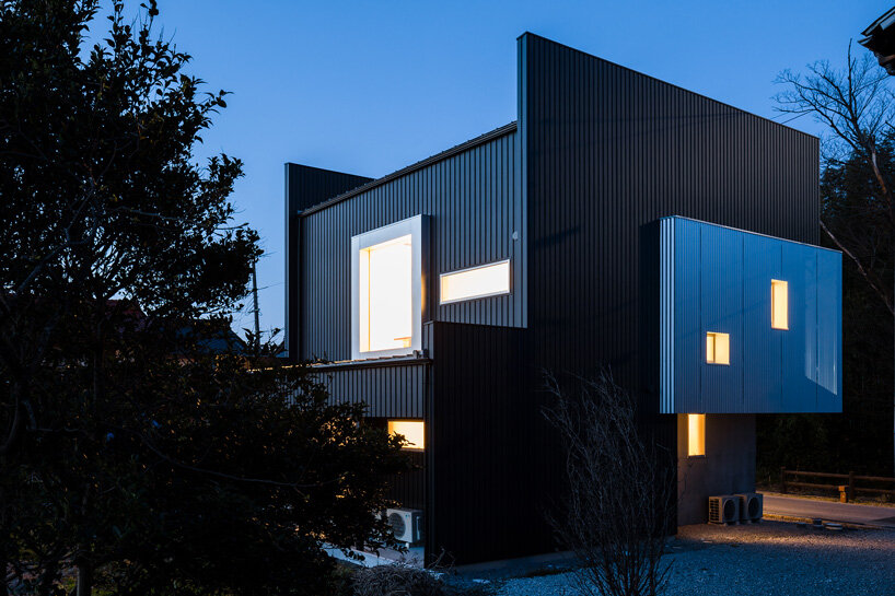 FORM / kouichi kimura completes 'frame house' in japan with ...