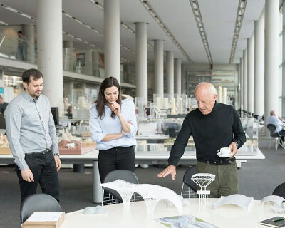 norman foster explores the future of the urban context with his 'on cities' masterclass
