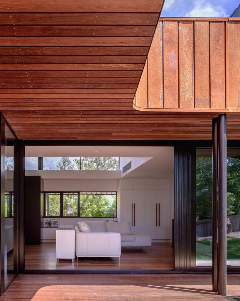 extruded windows clad in corten steel complete ben walker architects' SL house in australia