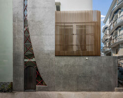 story architecture celebrates smooth spaces with its 'alone house' in vietnam