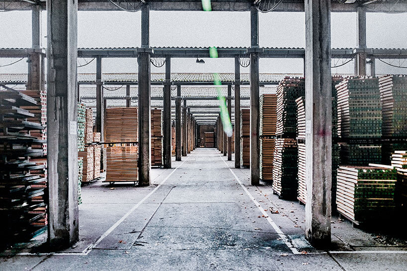 TON furniture: the history of one innovator, a community and bent wood