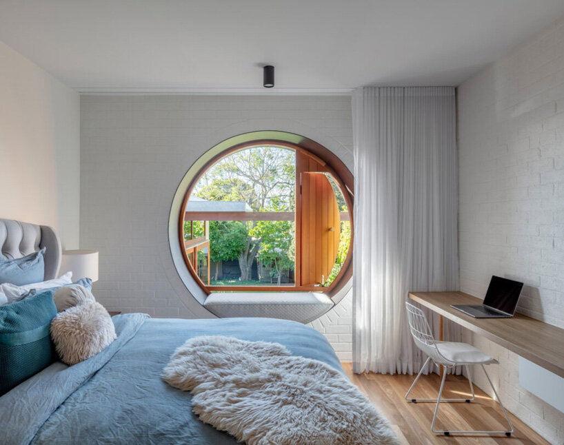 'totoro house' by CplusC playfully blends internal + external spaces in sydney, australia
