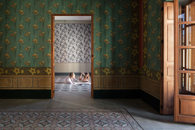 TRAZIA renovates a ruinous spanish convent to introduce its museo casa ayora