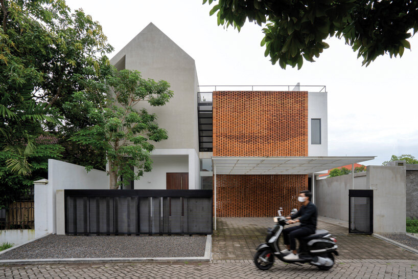 andyrahman architect ‘griyoase’ house indonesia