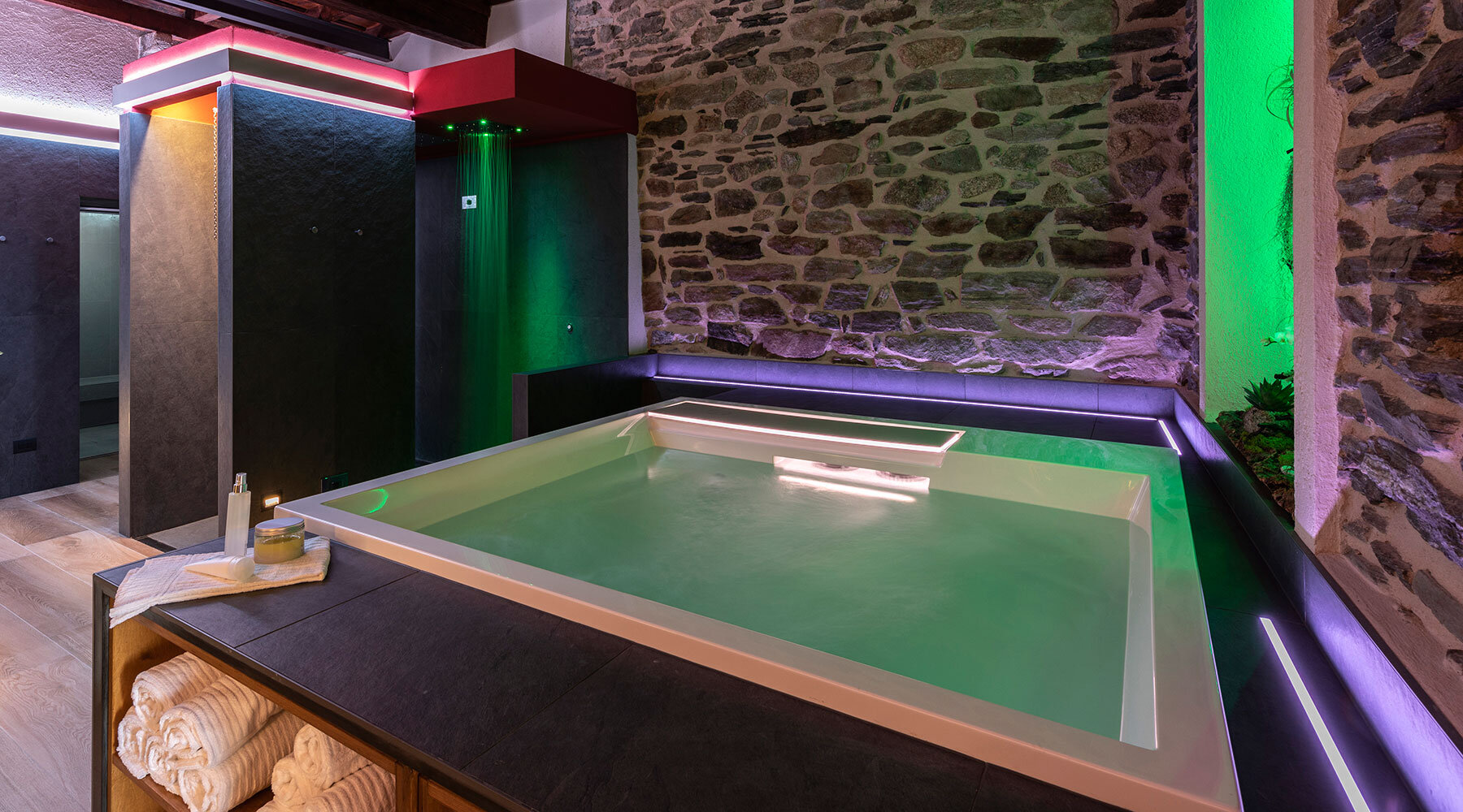 effe-perfect-wellness-designboom-fullwidth2