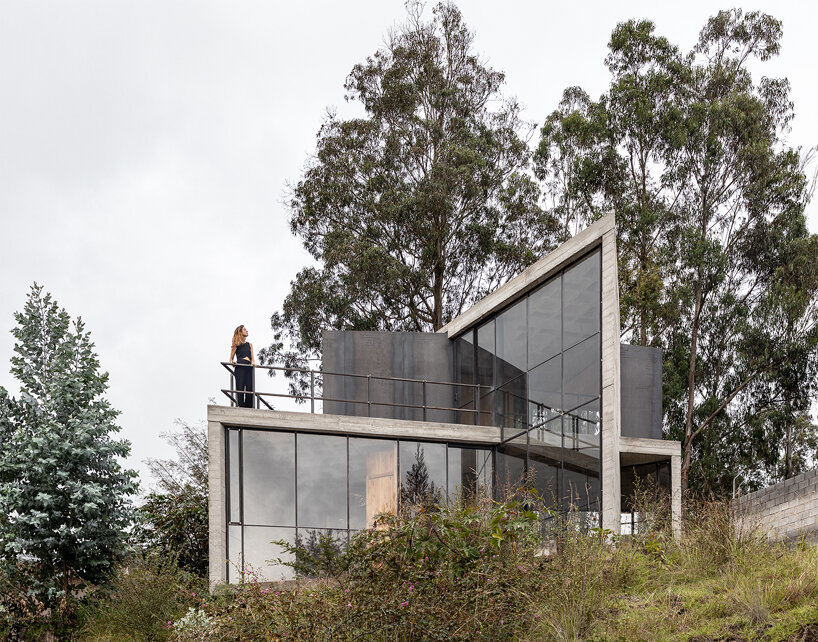 emilio lópez arquitecto muta house quito ecuador designboom