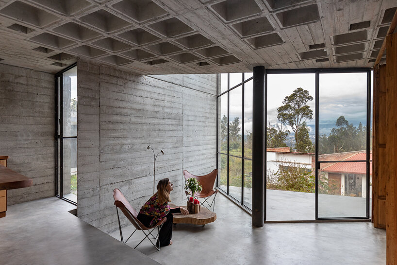 emilio lópez arquitecto muta house quito ecuador designboom